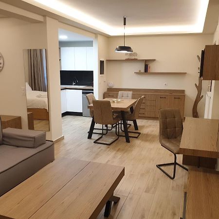 Olive Deluxe Apartment Кардица Экстерьер фото
